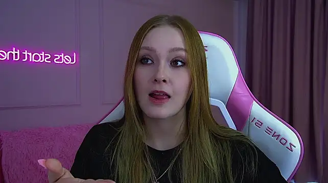 AgataFoxley webcam