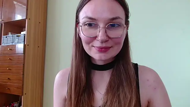 LooveELLYx webcam
