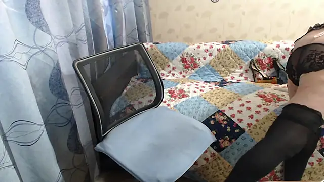 livingnextdoor webcam