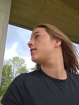 Luna_Lynn webcam