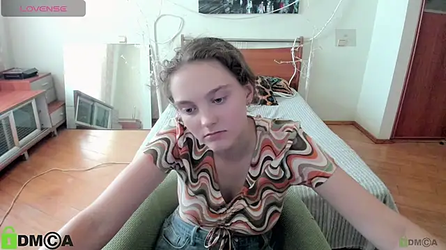 CordeliaJones webcam