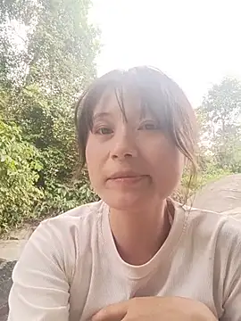 Linda-yiyi webcam