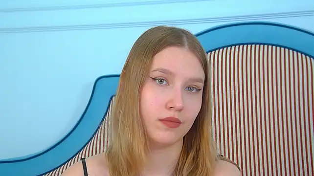 LiliLinn webcam