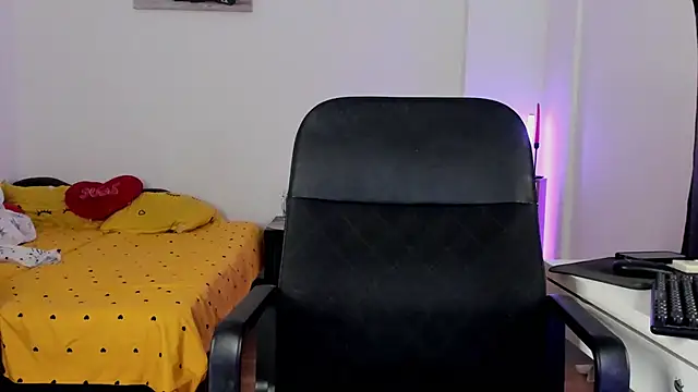 EvelynLexy webcam