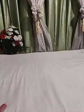 Shalu_G webcam