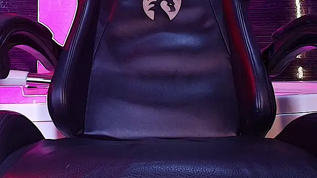 Elon_Musk77 webcam