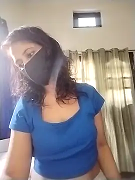 cutieNancy89 live cam on StripChat