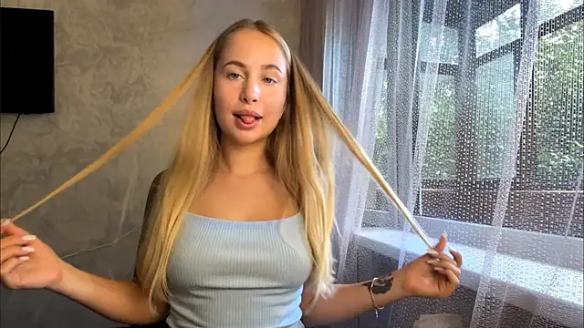 Micky_blush webcam