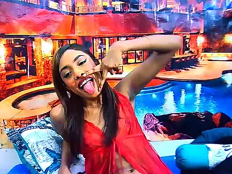 IndianPretty14u2Luv webcam