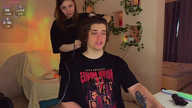 RobertAndLinela webcam