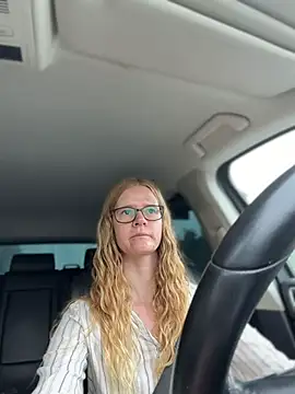 Bikergirl_97 webcam