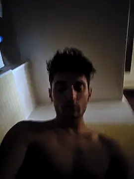 Thelouniost334___ webcam