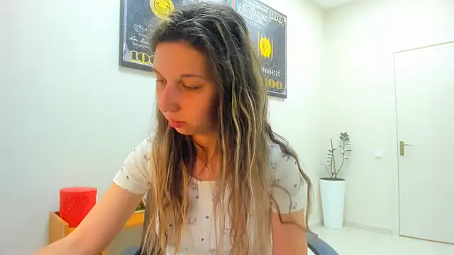 Ellina_Star webcam