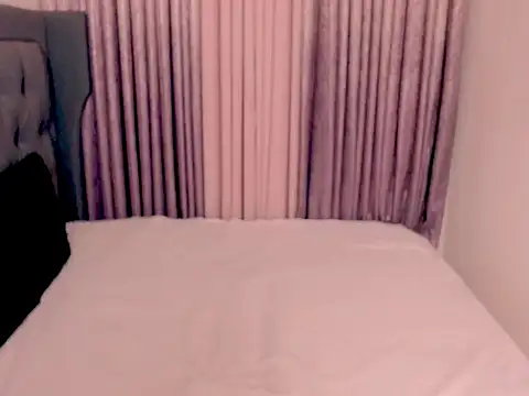 agatha_pleasuree webcam