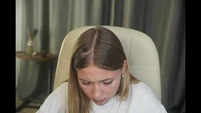 DallasRenna webcam