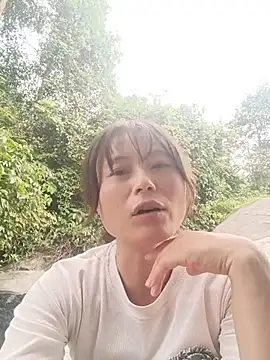 Linda-yiyi webcam