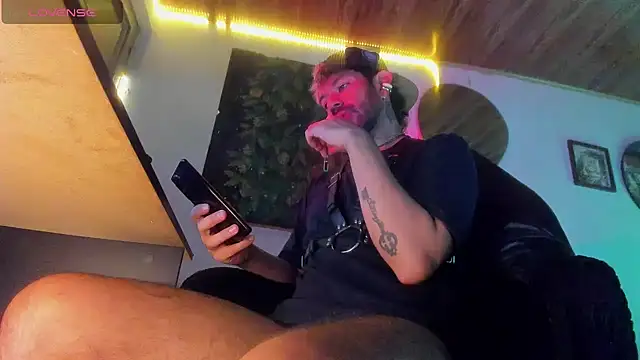LatinMilk_ webcam