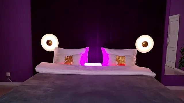 HelenaMorgan webcam