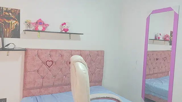 Sharlotshh webcam