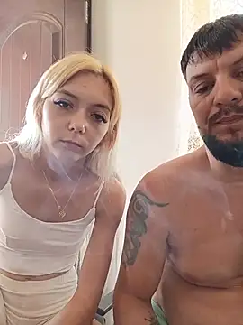 yasmi25 webcam