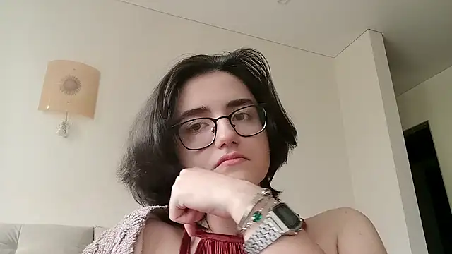 TameshaCreggett webcam