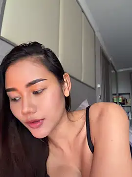 SweetThaiGirlfriend webcam