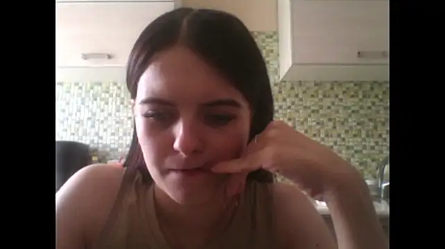 KikiAmino webcam