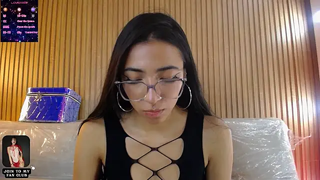 Violett1126 webcam