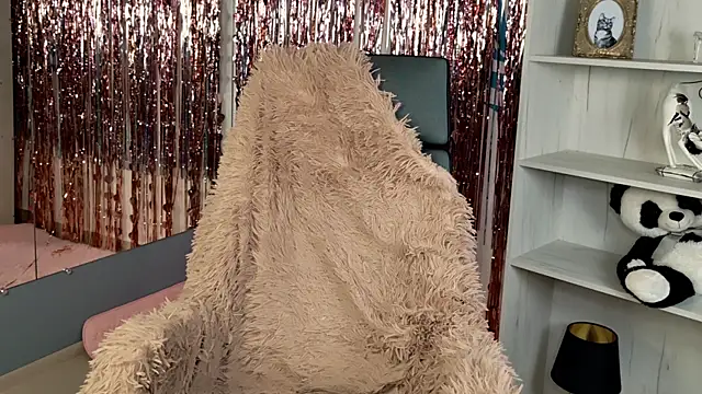 LolaDominara webcam