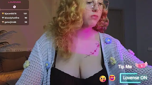 SweetieAnny webcam