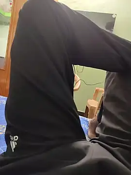 straight_guy17 webcam