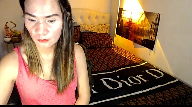 NinaDOM4CUM webcam