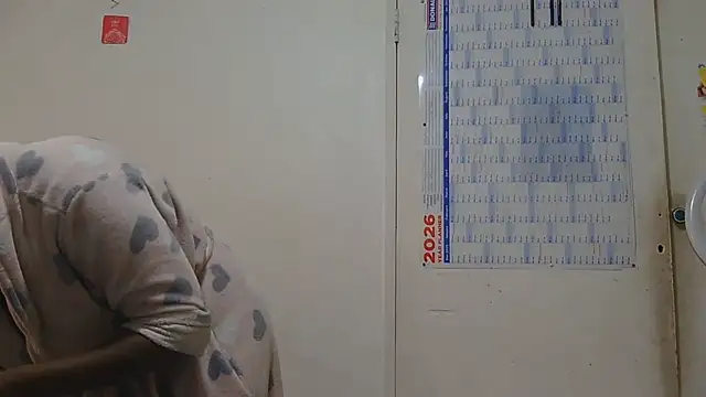 sluttylaura21 webcam