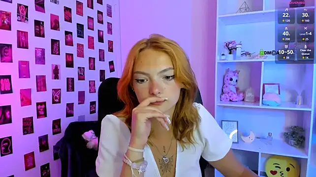 melody_sky_ webcam