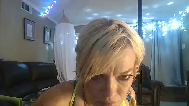 marilyn420 webcam