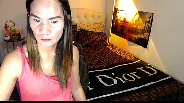 NinaDOM4CUM webcam