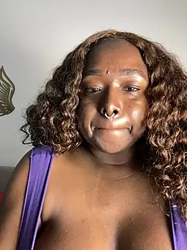 TanishaEvans webcam