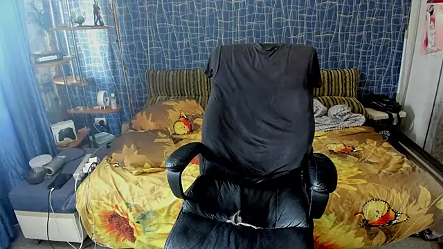 CuteBoy228 webcam