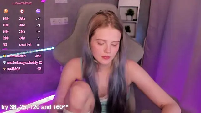 Alisa_Allison webcam