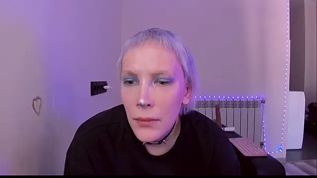 Модель: Lyricca