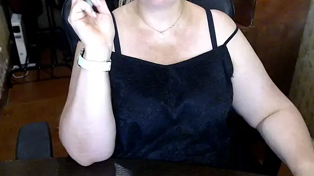 AlisaHot55 webcam