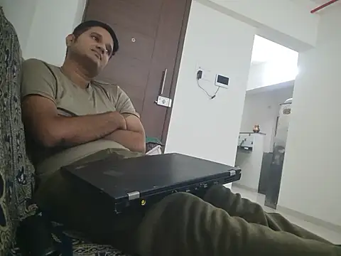 IM_NAUGHTY_JON webcam