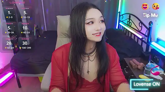 SaraSilky webcam