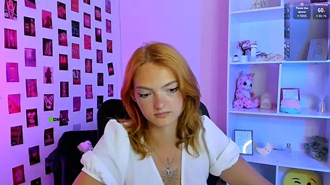 melody_sky_ webcam