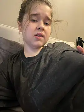 HornyGirlH webcam