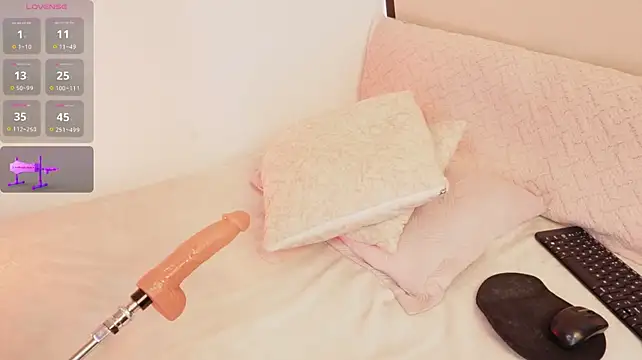 Alexxandra_12 webcam
