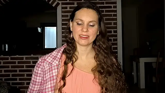 JacklynSwisshelm live cam on StripChat