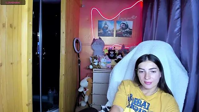 Fiery_Brunette_ webcam