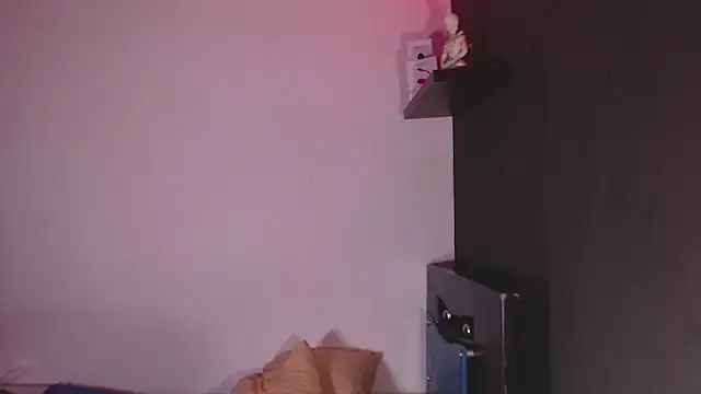SusanLeroy webcam