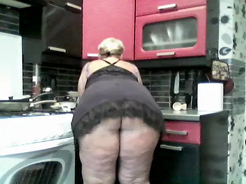 Lisa_Suzie webcam